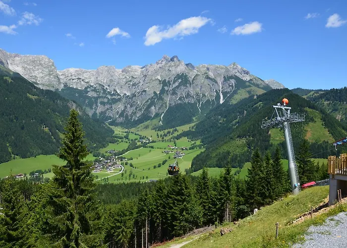 Tennengebirge アパート